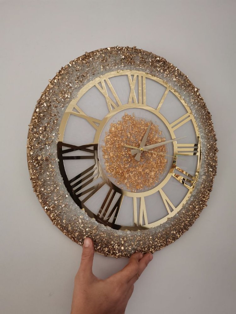 Personalisierte handgefertigte Epoxid-Uhr 35x35 cm | EW-292769