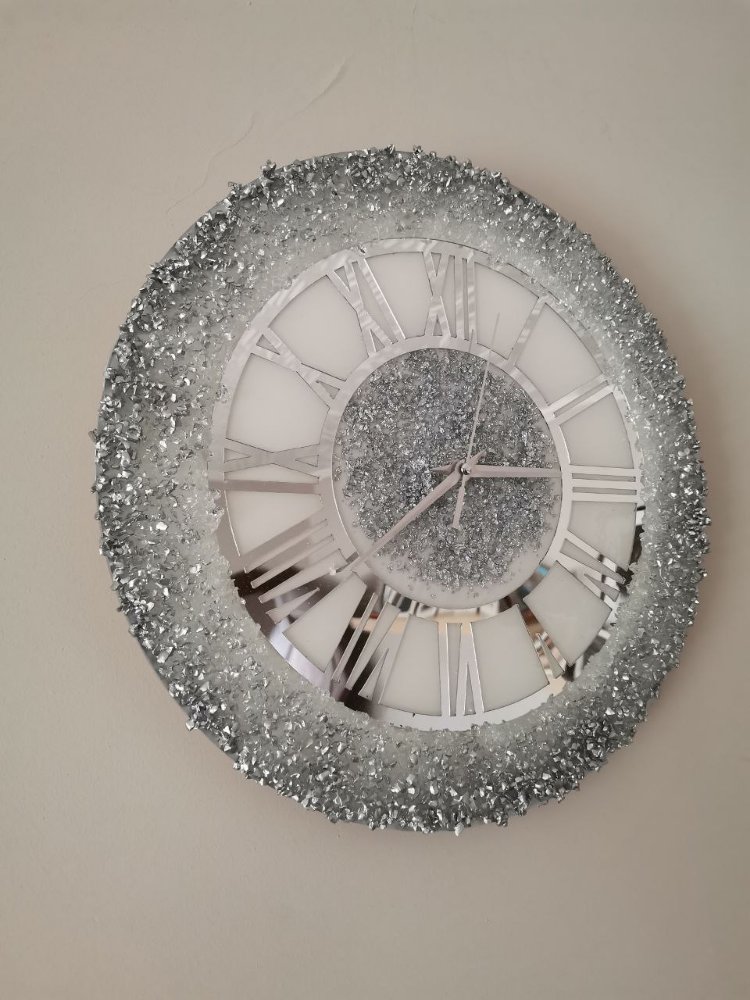 Personalisierte handgefertigte Epoxid-Uhr 35x35 cm | EW-292770