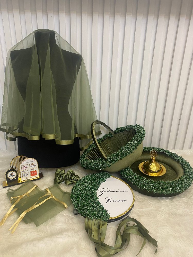 Schleier, Kaffeeblüten-Henna-Korb mit Tablett und Braut-Tamburin 3-teiliges Set | EW-292703