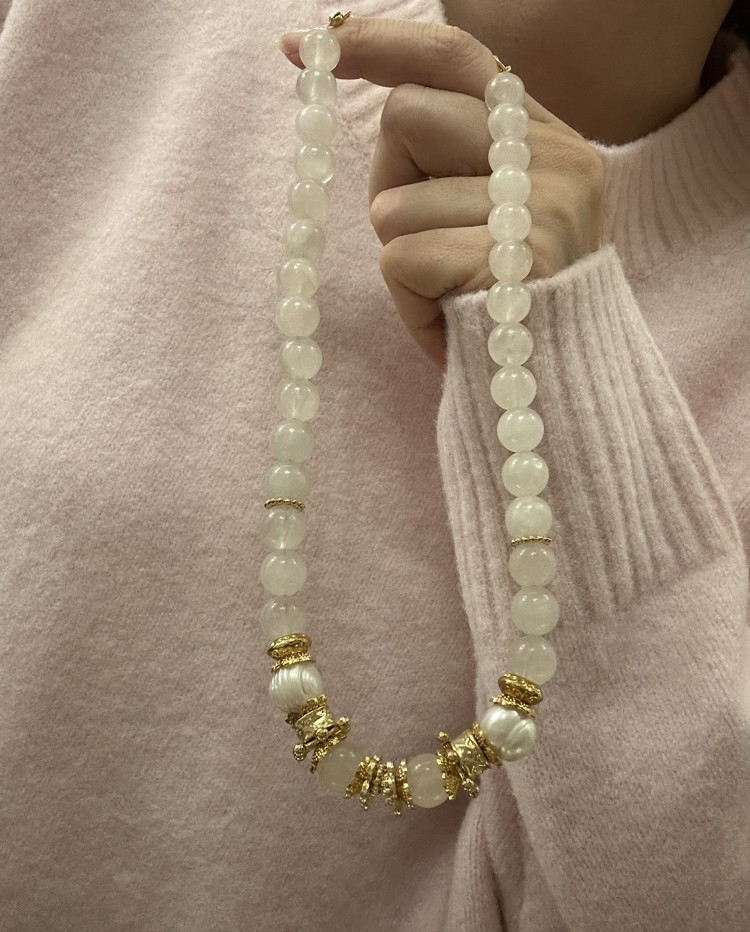 BEIGE HANDMADE KOLYE