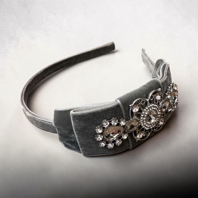 SILVER QUEEN TAÇ