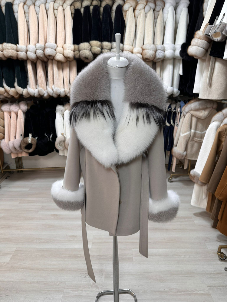 Royal Garnet Beige