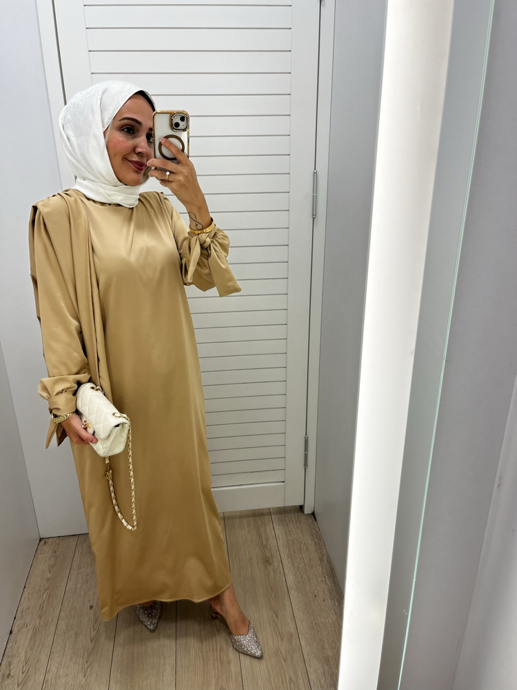 Bilekten bağlamalı elbise camel renk 