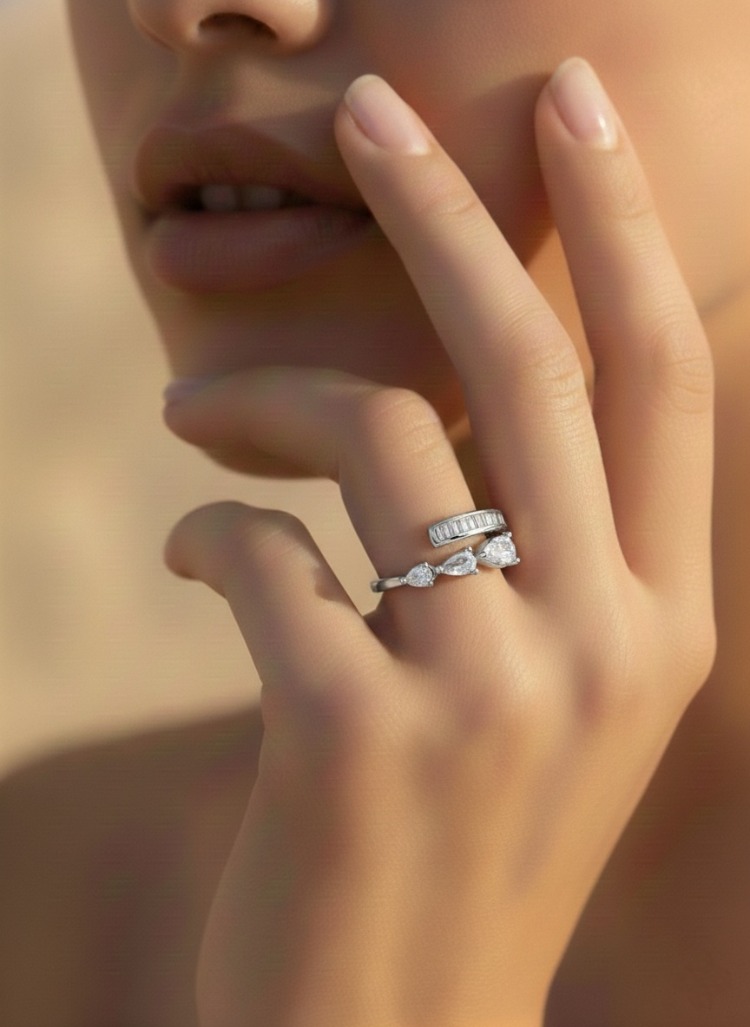 Ayarlanabilir Damla Model Zirkon Taşlı Silver Renk Çelik Yüzük- 1769