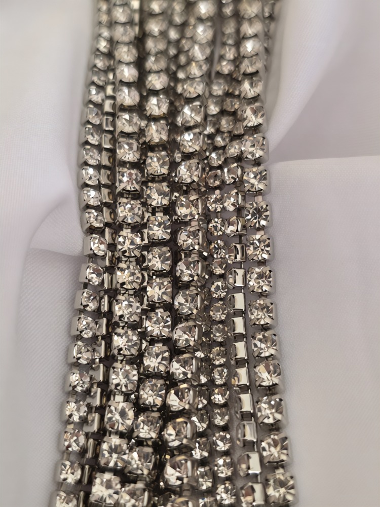 Çoklu Döküm Su Yolu Rhinestone Gümüş Renk Kristal Bileklik  - 1827