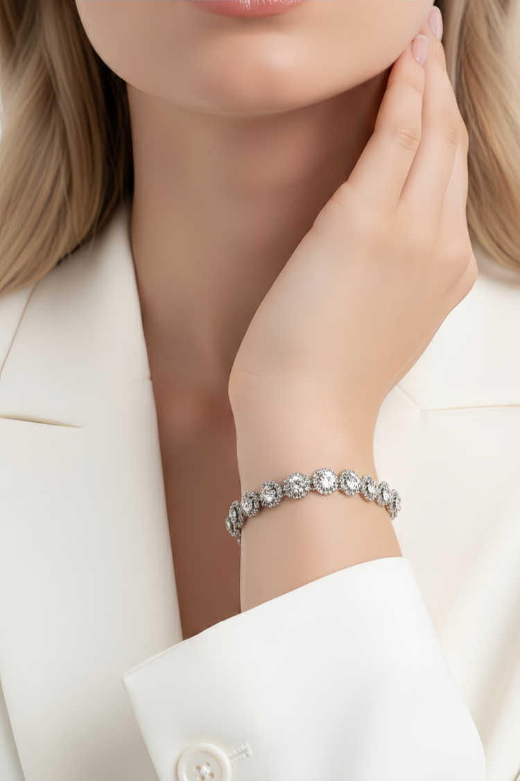 Çiçek Model Elmas Görünümlü Silver Renk Bileklik - 1800