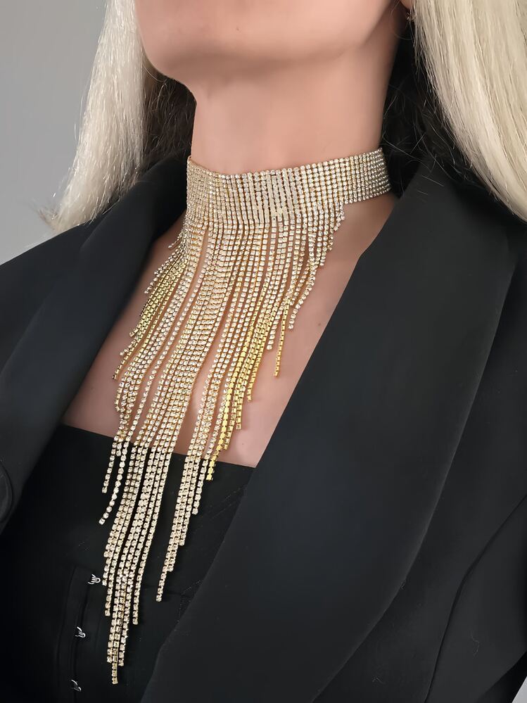 Kristal Taşlı Saçaklı Püskül Model Silver Renk Abiye Choker Tasma Kolye - 1401