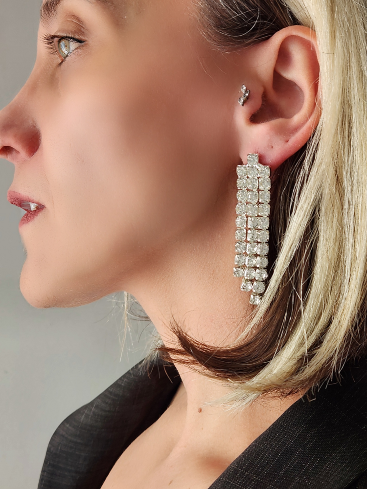 Taşlı Sallantılı Silver Renk Küpe - 1111