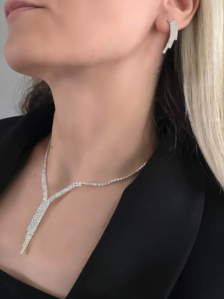 Kristal Taşlı Su Yolu Sarkıt Model Yılbaşı - Abiye - Düğün -Event Kolye Küpe Set - 1439