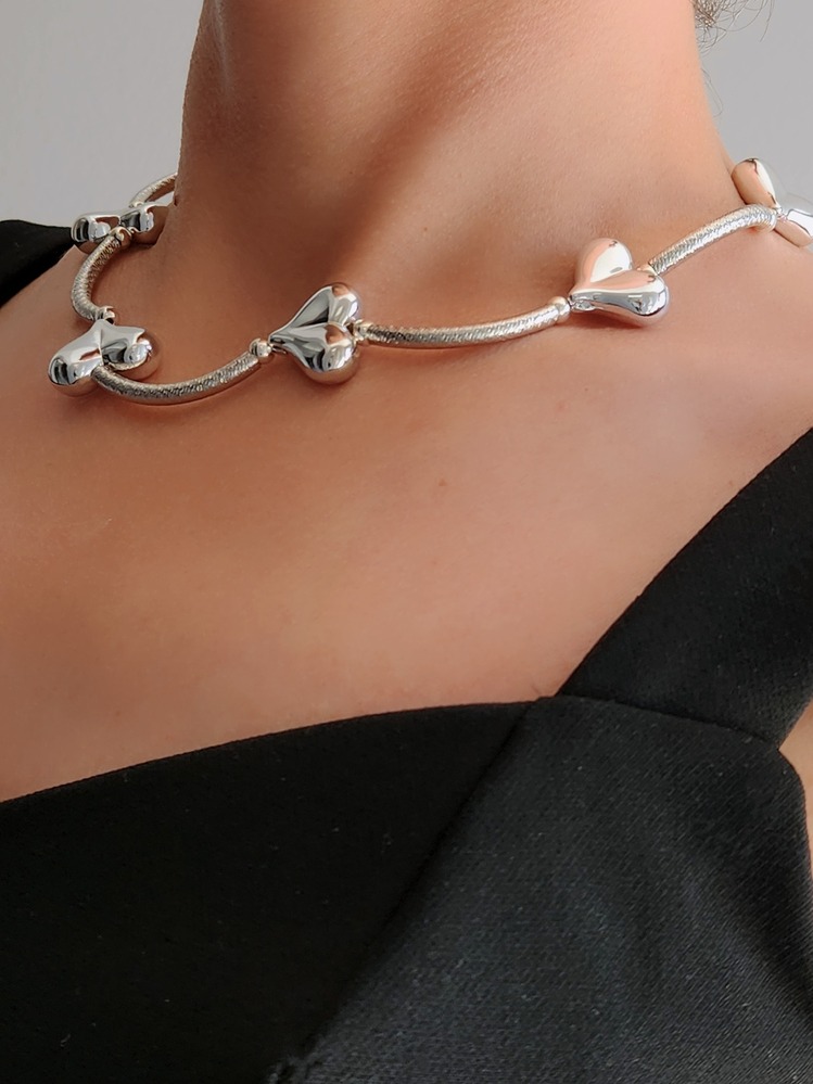 Kalp Model Trend Silver Gümüş Renk Kolye - 1202