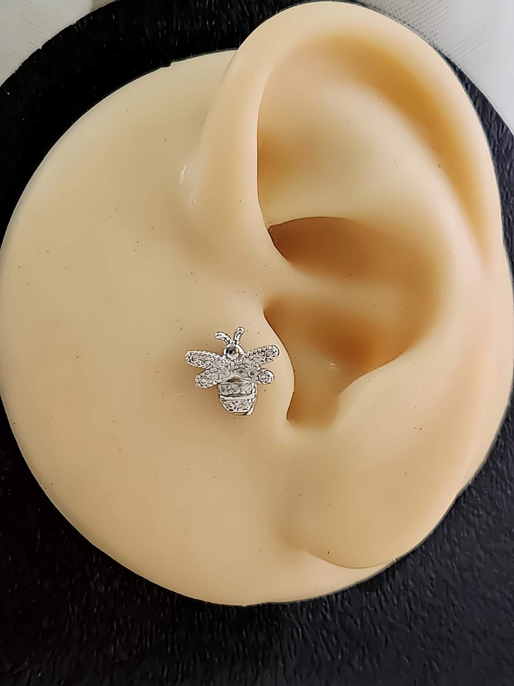 Arı Model Kıkırdak Piercing Tragus Helix Silver Gümüş Renk Küpe - 1301