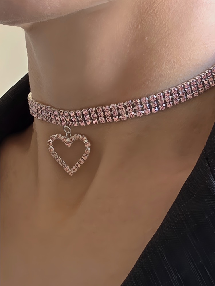 Üç Sıralı Kalp Figürlü Kristal Taşlı Choker Tasma Pembe Renk Kolye - 1791