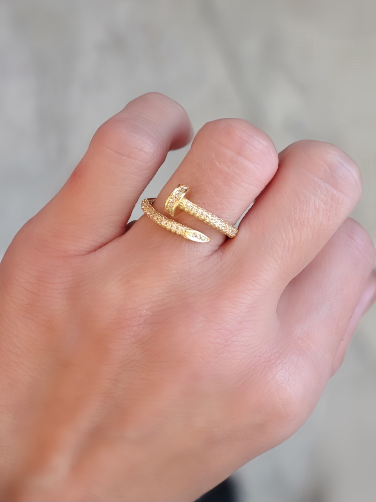 Ayarlanabilir Çivi Model Zirkon Taşlı Gold Renk Çelik Yüzük - 1758