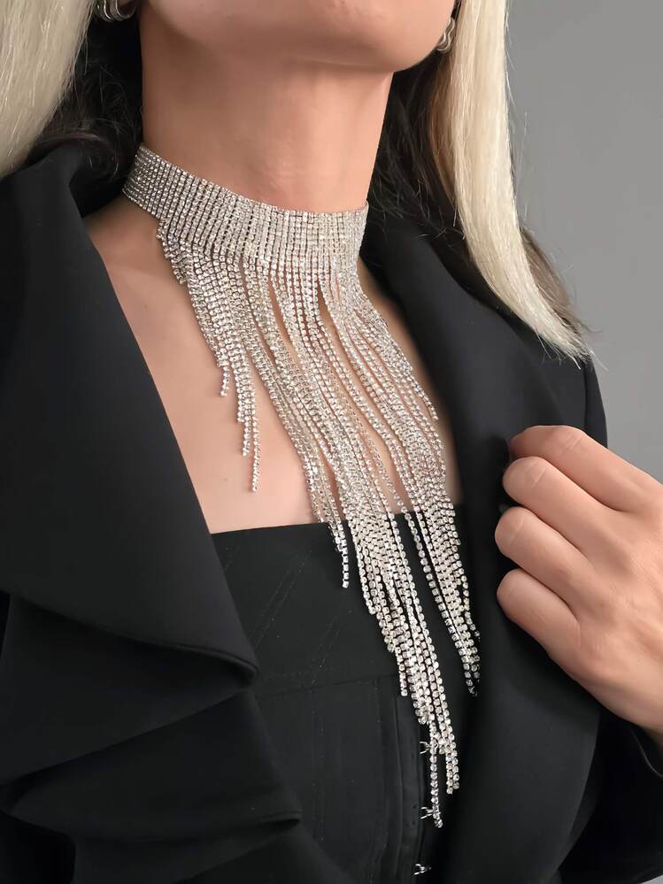Kristal Taşlı Saçaklı Püskül Model Silver Renk Abiye Choker Tasma Kolye - 1400