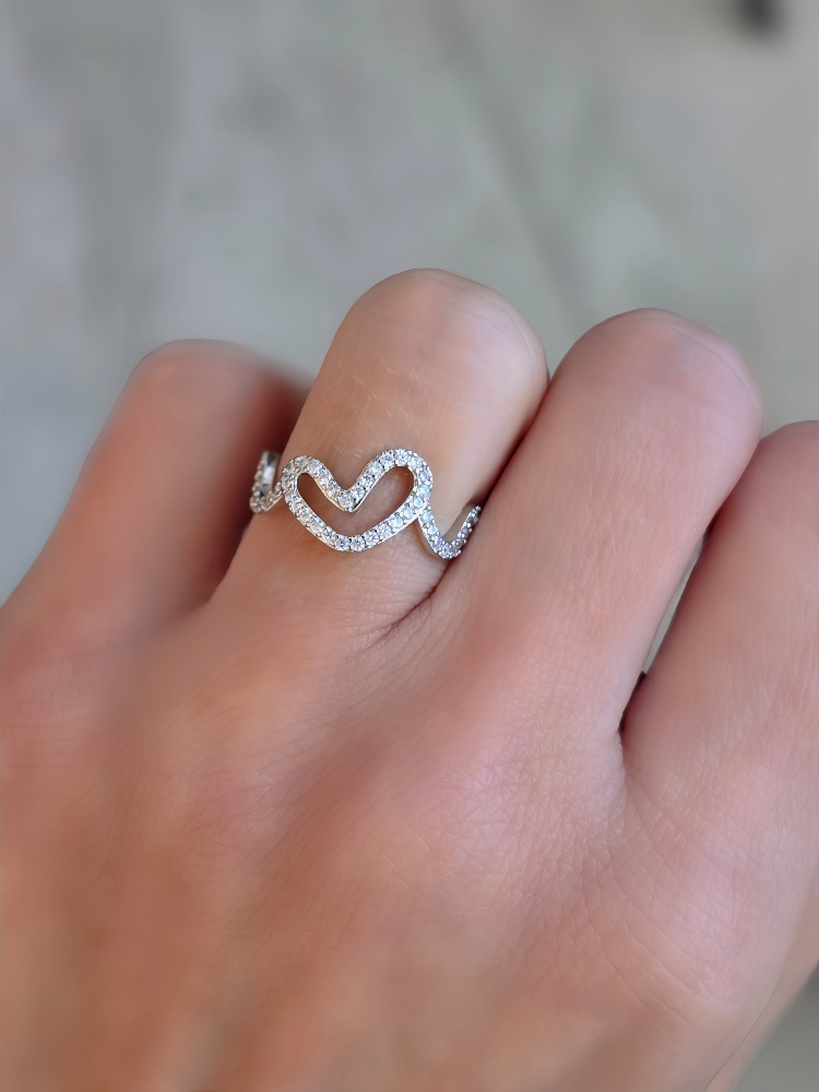 Ayarlanabilir Dalgalı Wavy Kalp Model Zirkon Taşlı Silver Renk Çelik Yüzük - 1763