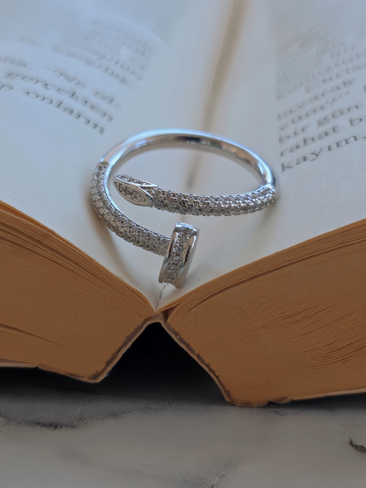Ayarlanabilir Çivi Model Zirkon Taşlı Silver Renk Çelik Yüzük - 1757
