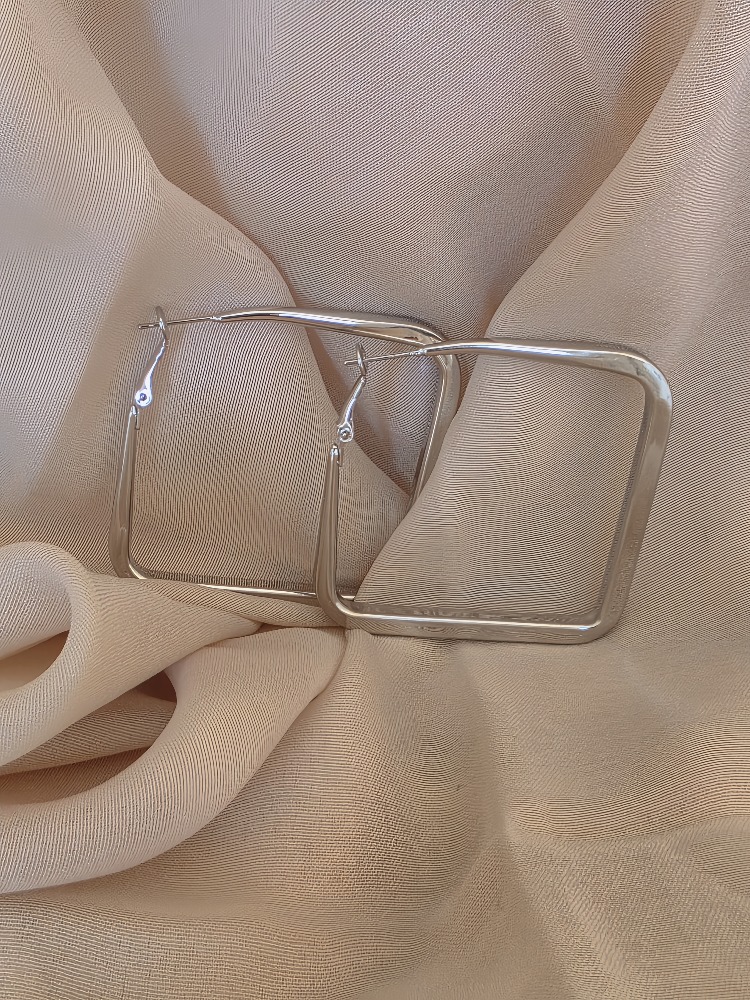 Kare Model Halka Silver Renk Çelik Küpe 5,5cm - 1774