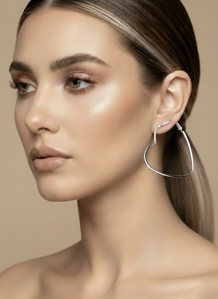 Kalp Model Halka Silver Renk Çelik Küpe 6cm - 1776