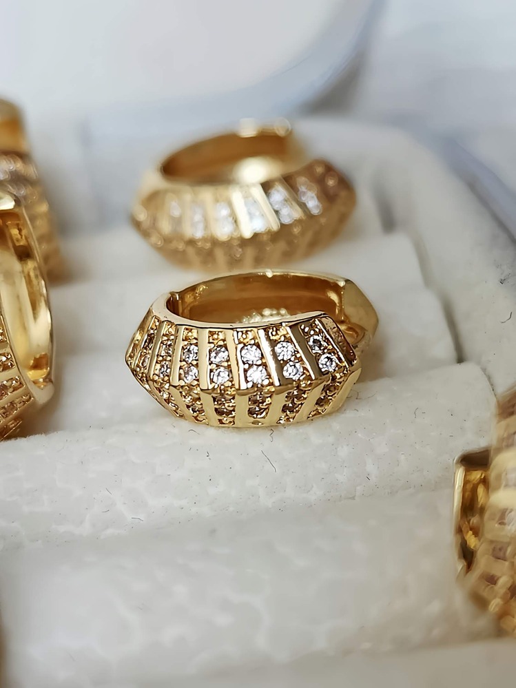 6'lı Oval Minimalist Hoop Zirkon Taşlı Altın Kaplama Gold Renk Küpe Seti - 1274