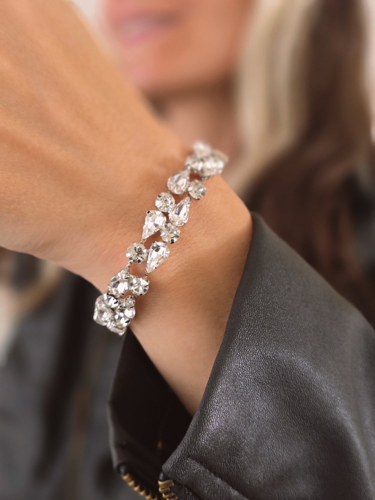 Geometrik Damla Çiçek Model Silver Renk Bileklik 1802