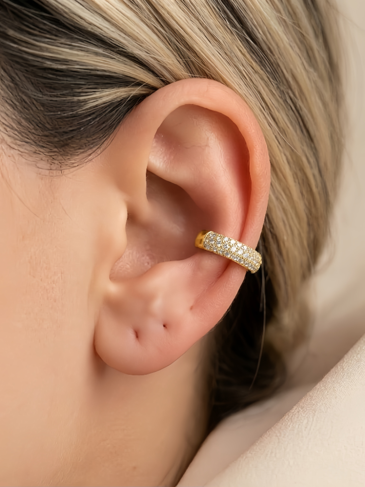 Minimal Işıltılı Zirkon Taşlı Kıkırdak Cuff Gold Renk Küpe - 1819