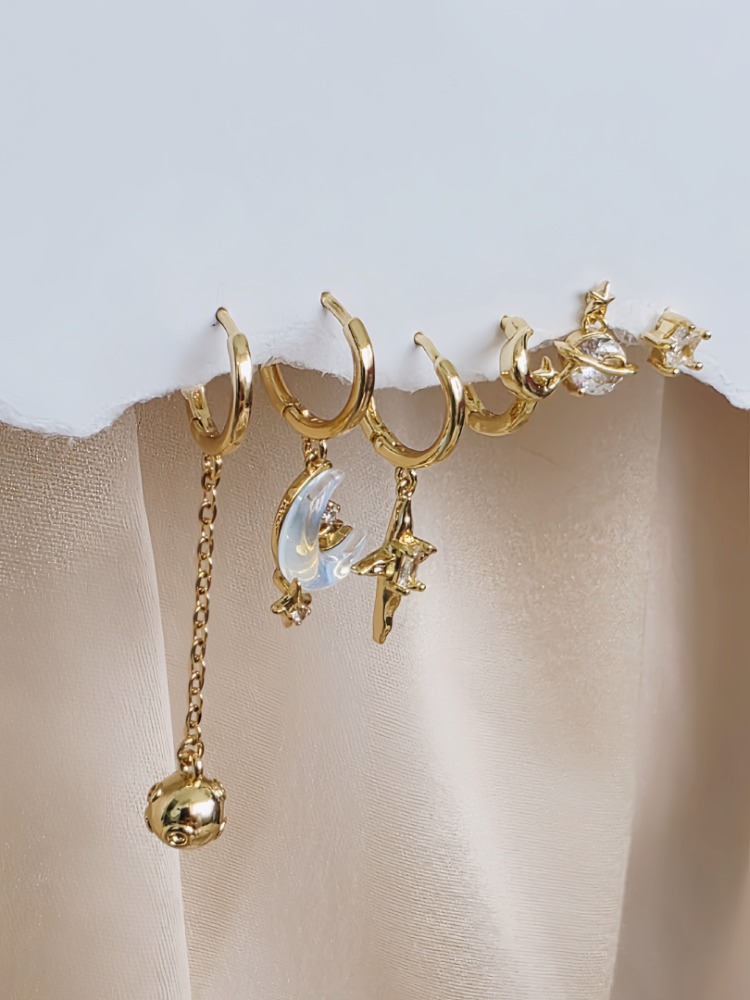 6'lı Ay Top Gezegen Yıldız Figürlü Gold Renk Küpe Seti - 1749