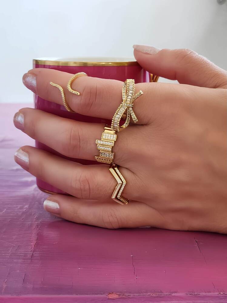 Fiyonk Kurdela Model Ayarlanabilir Gold Renk Çelik Yüzük - 1449