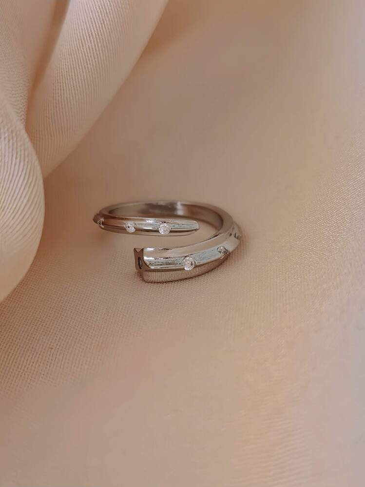 Çapraz Zirkon Taşlı Model Ayarlanabilir Gold ve Silver Renkli Yüzük - 1615
