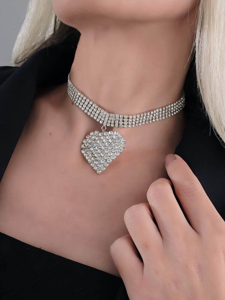 Sallantılı Kalp Model Rhinestone Choker Tasma Model Gümüş Renk Kolye- 1390