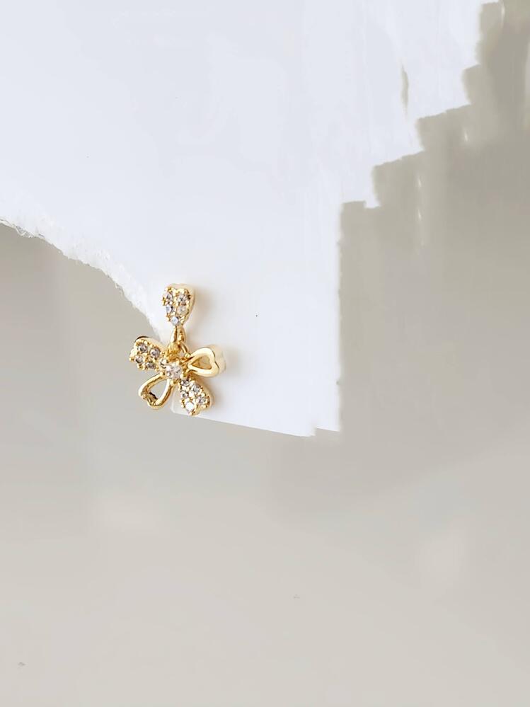Sallantılı Fiyonk Kurdela Model Kıkırdak Piercing Tragus Helix Altın Gold Renk Küpe  - 1571
