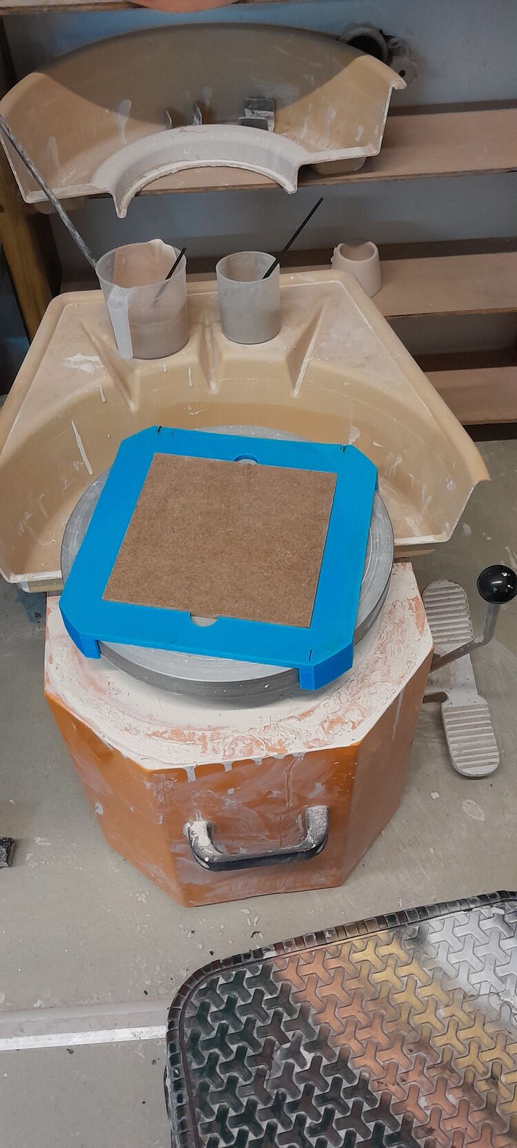 Çamur tornası değiştirilebilir ürün tablası(Mdf altlık)