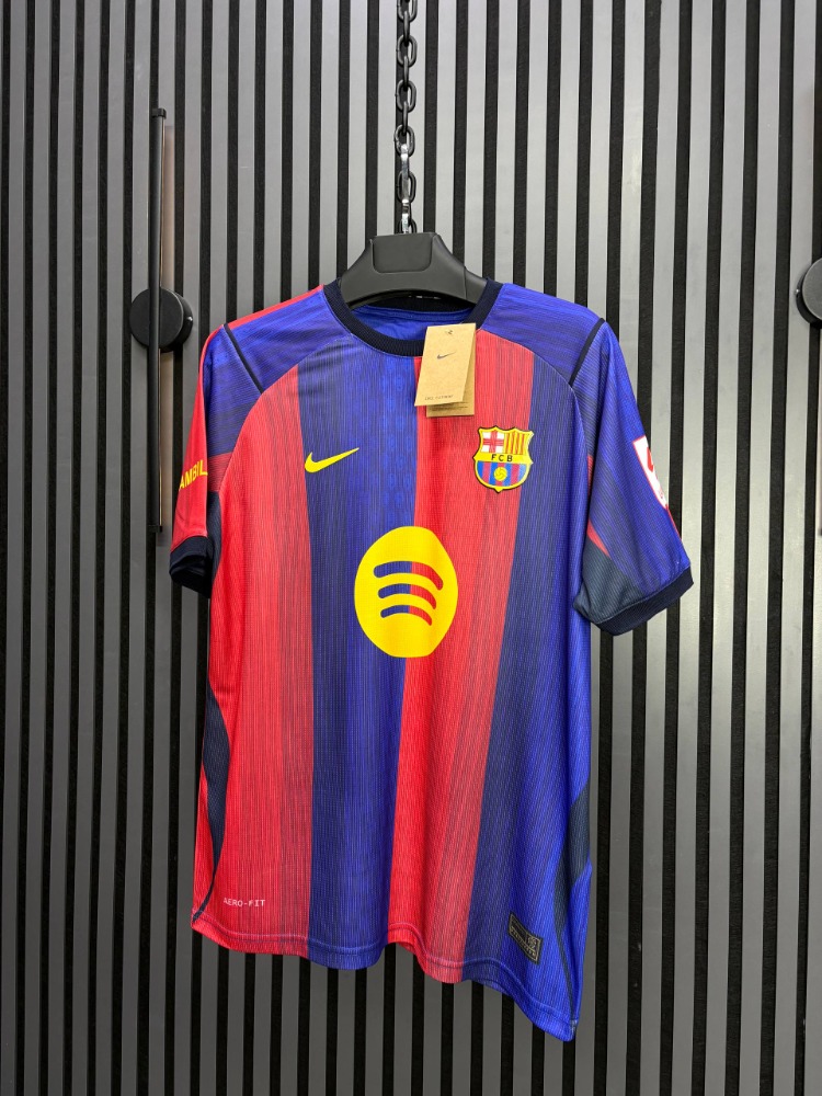 Barcelona  2026-2027 Forma