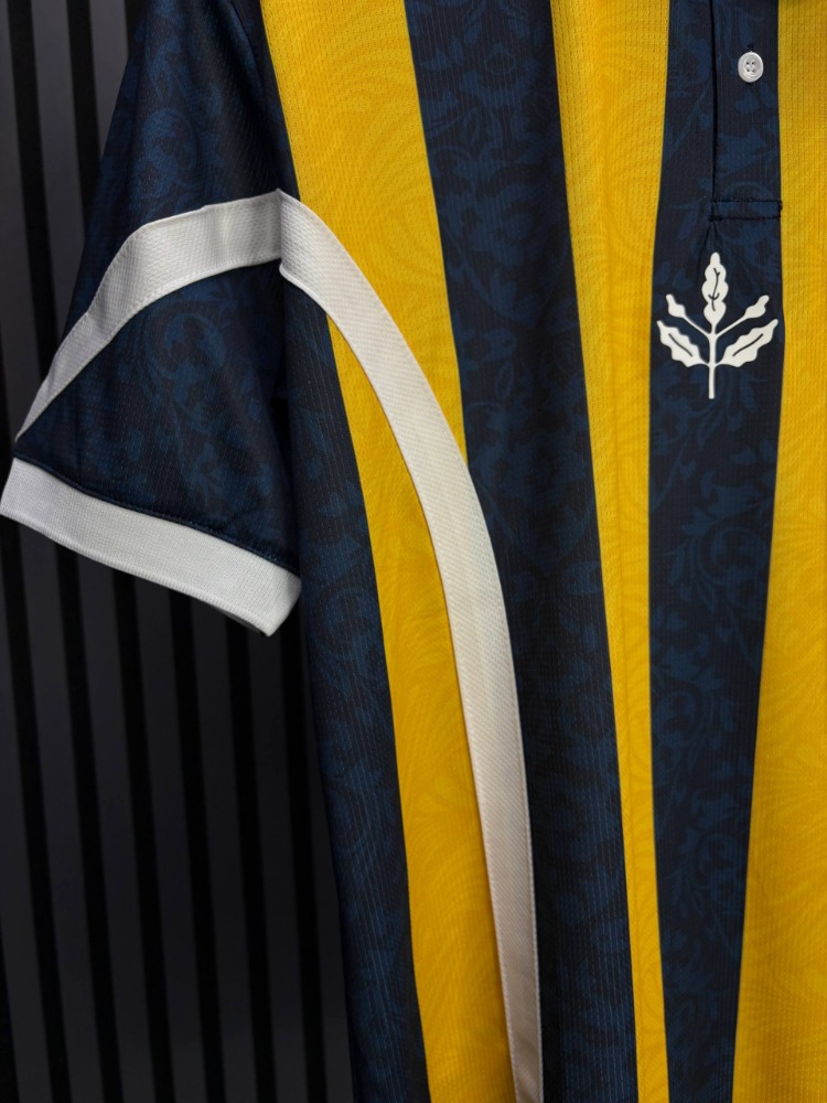LACİVERT & SARI PREMIUM FORMA – TARZINI GÖSTER