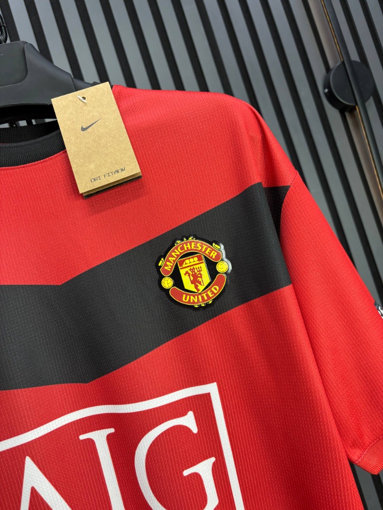 Manchester United 2009 Retro Forma – AIG Özel Seri
