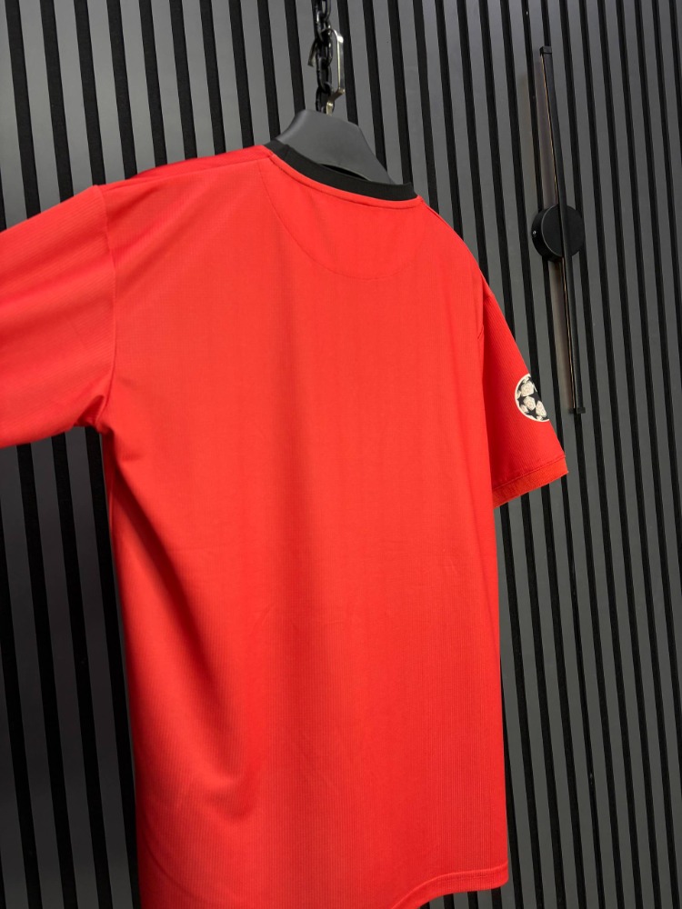 Manchester United 2009 Retro Forma – AIG Özel Seri