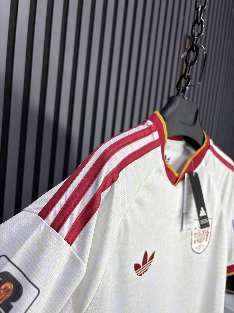 Spain Retro White Premium Jersey