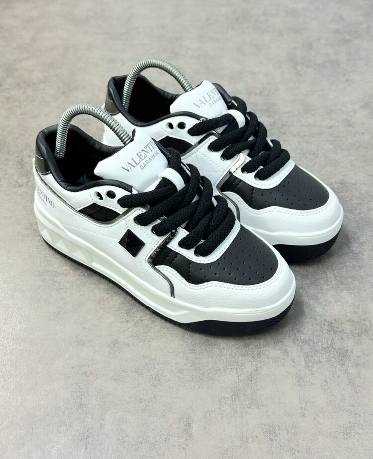 Valentino Erkek Siyah-Beyaz Sneaker 