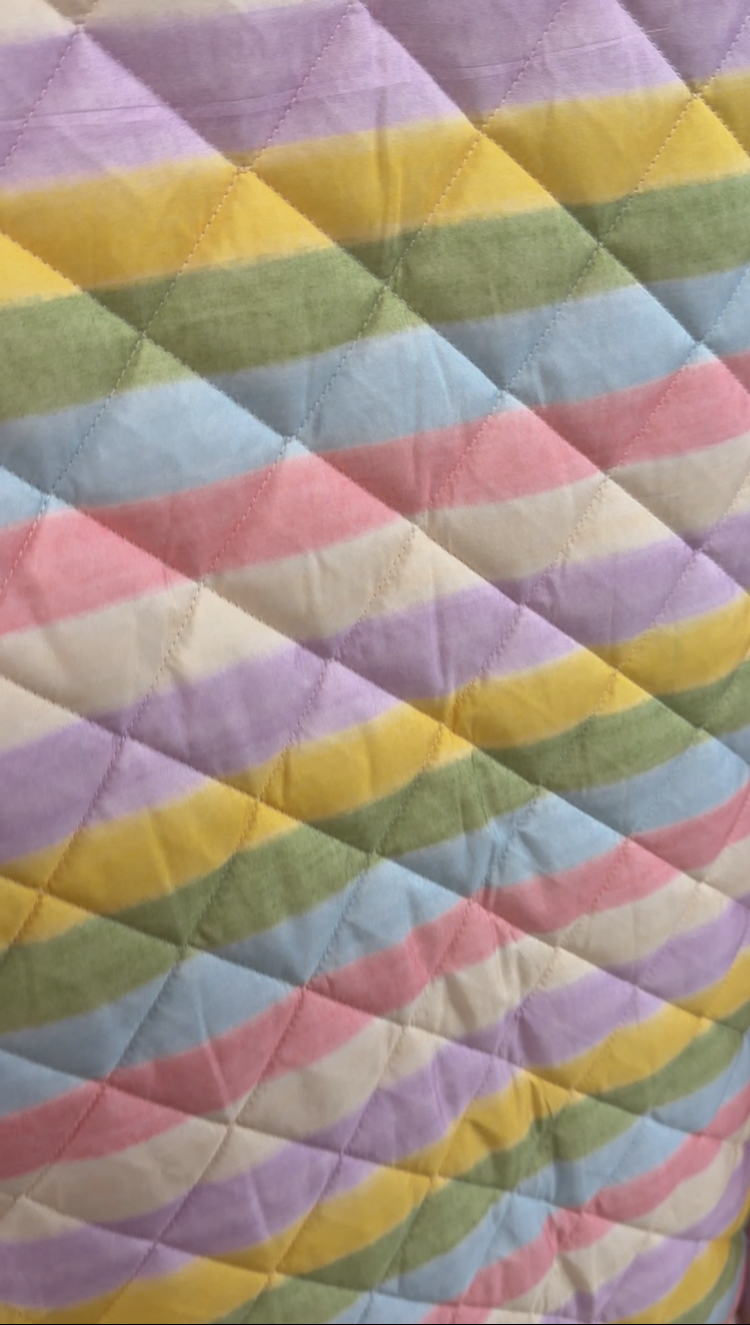 Pastel Gökkuşağı Kapitone