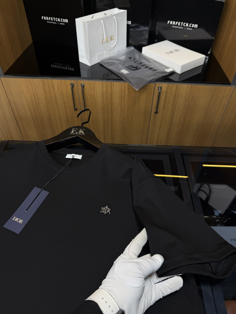 Dior Logo T-shirt ( İthal-Ütü İstemez-NFC Aktif)