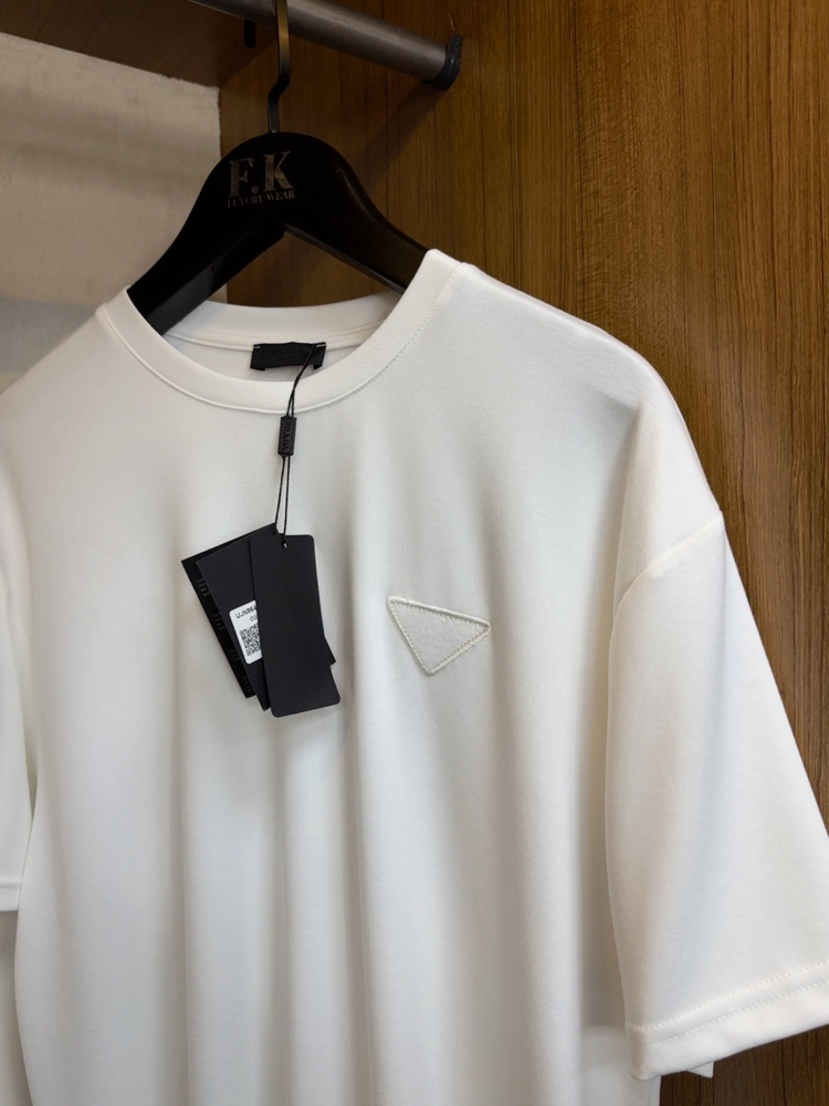 Prada Logo T-shirt ( İthal-Ütü İstemez-NFC Aktif) - Beyaz