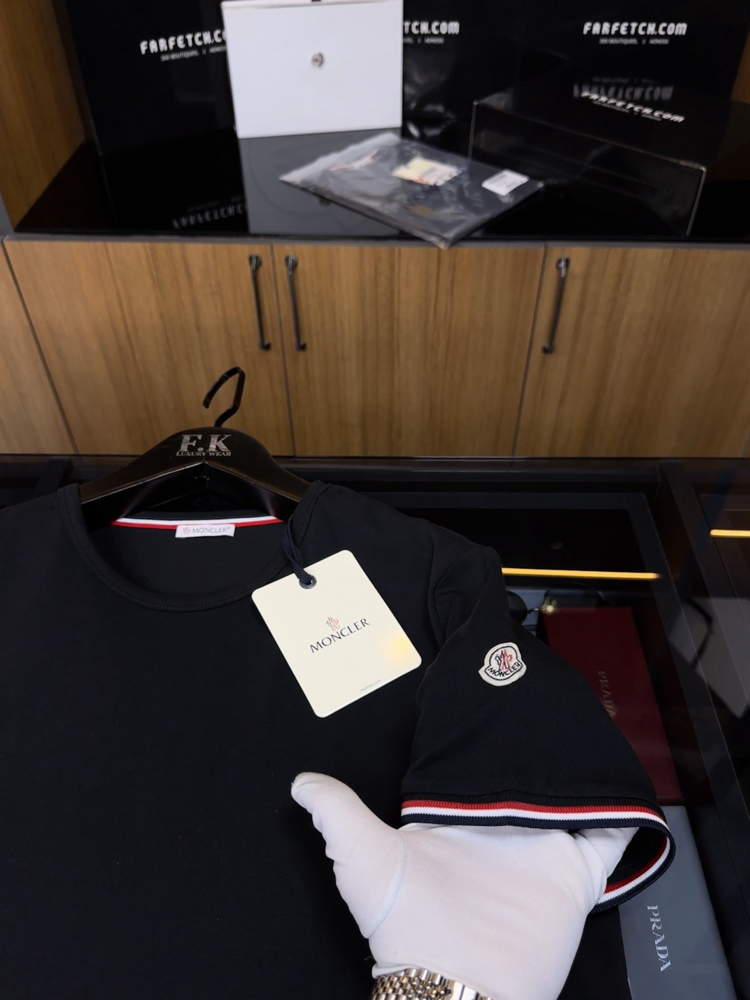 Moncler Logo Cotton T-shirt (Siyah)