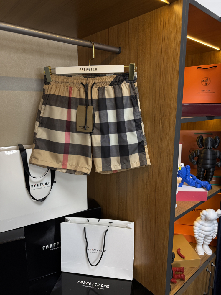 Burberry Sweamwear (Deniz şortu)