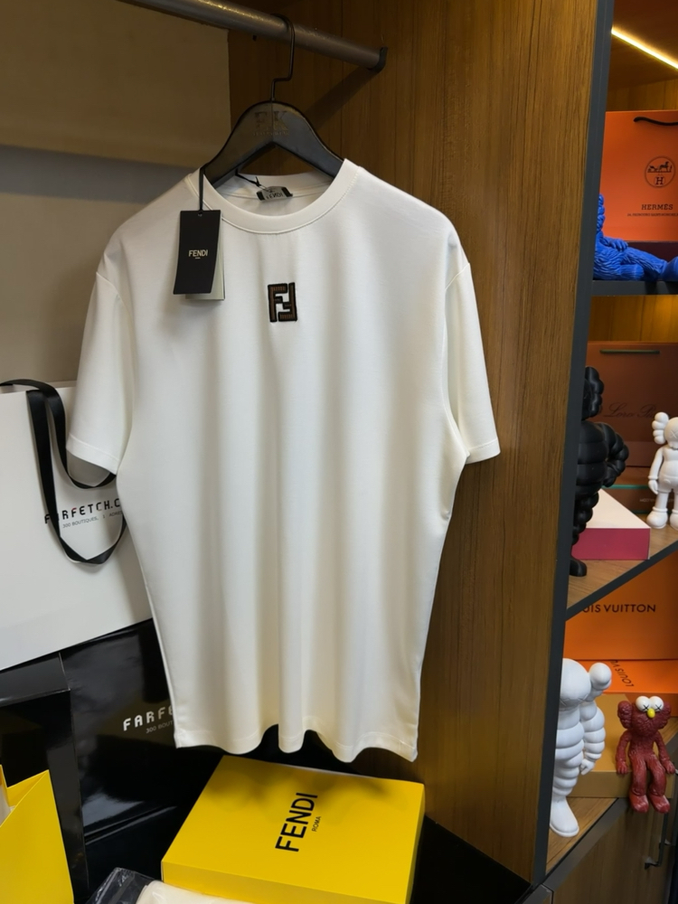 Fendi Logo T-shirt ( İthal-Ütü İstemez-NFC Aktif)  