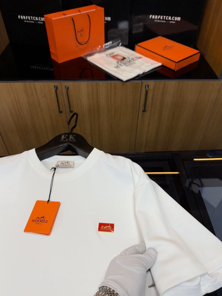 Hermes Metal Logo T-shirt ( İthal-Ütü İstemez-NFC Aktif)