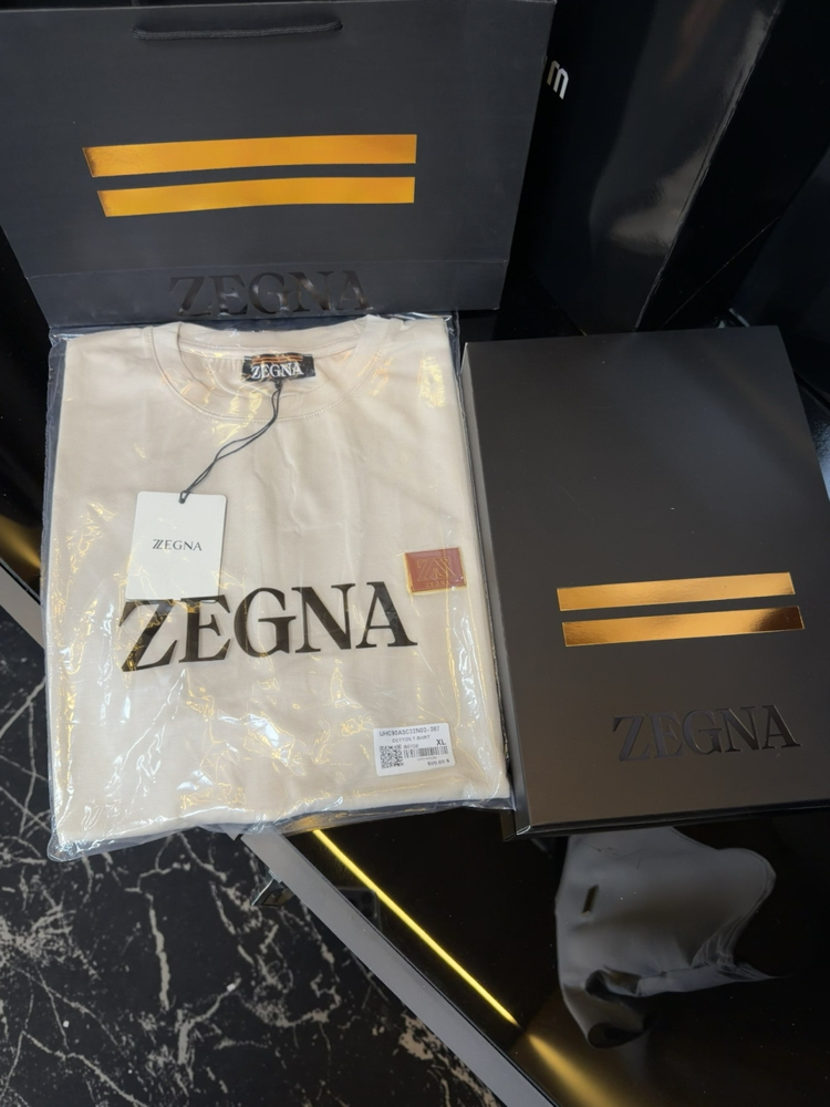 Zegna Logo Plaque T-shirt ( İthal-Ütü İstemez-NFC Aktif) Kum Beji