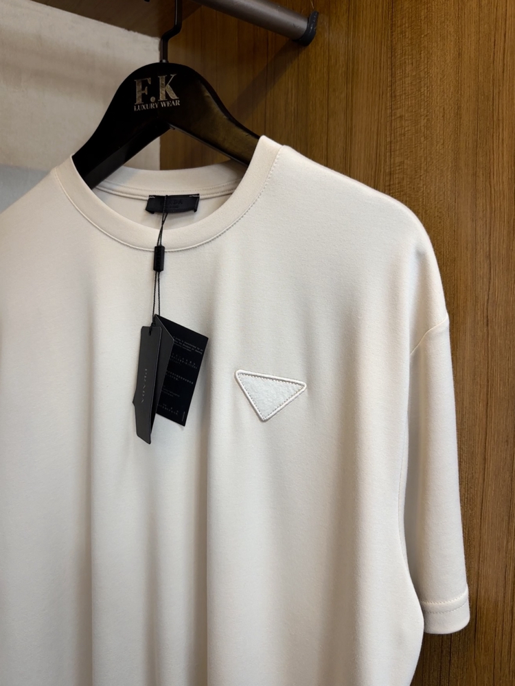 Prada Logo T-shirt ( İthal-Ütü İstemez-NFC Aktif) - Kum Beji