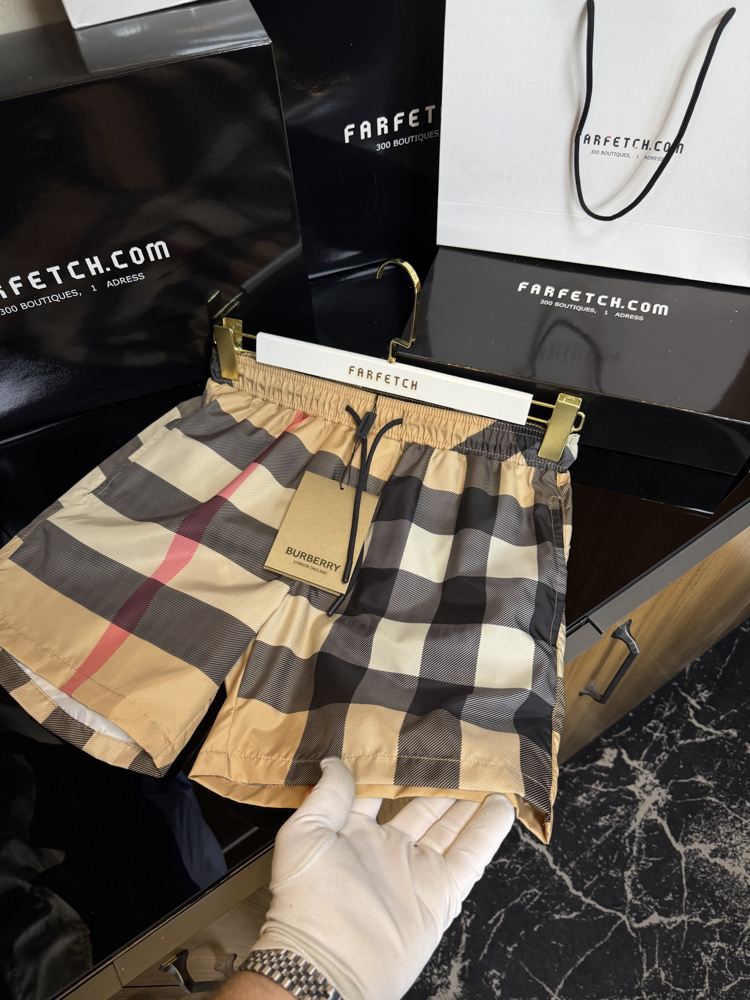 Burberry Sweamwear (Deniz şortu)
