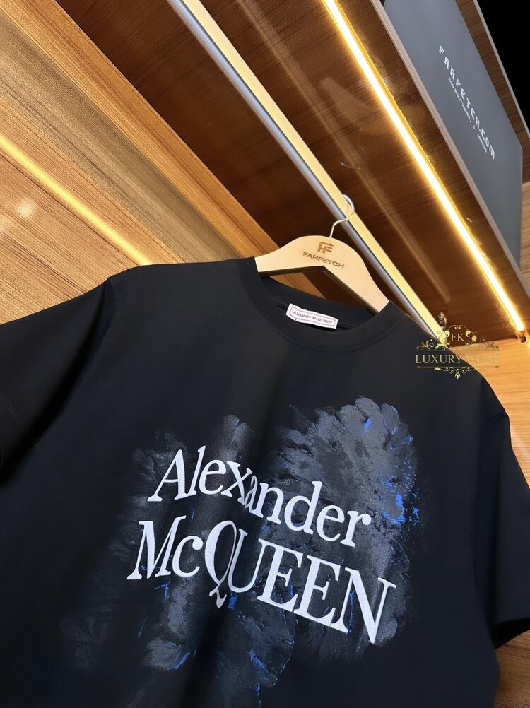 Alexander McQueen duck flower T-shirt (black)