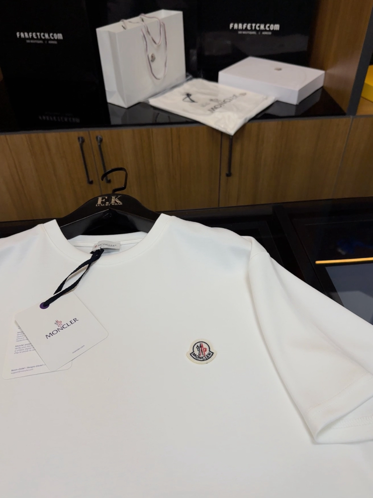 Moncler Logo T-shirt ( İthal-Ütü İstemez-NFC Aktif) - Beyaz