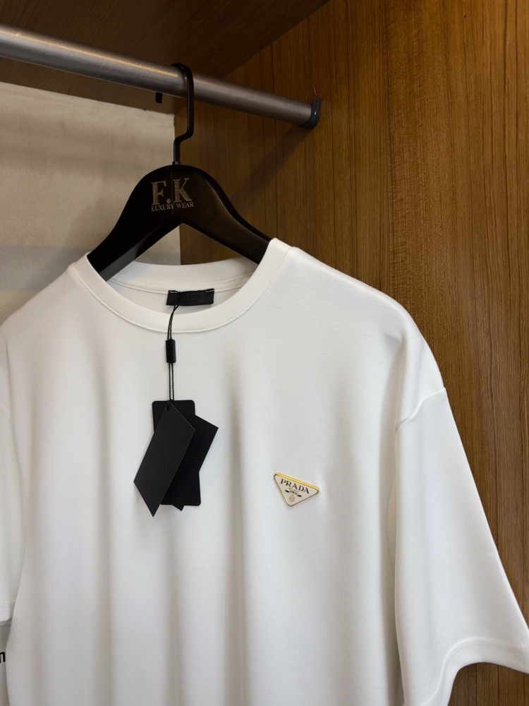 Prada Logo T-shirt ( İthal-Ütü İstemez-NFC Aktif)
